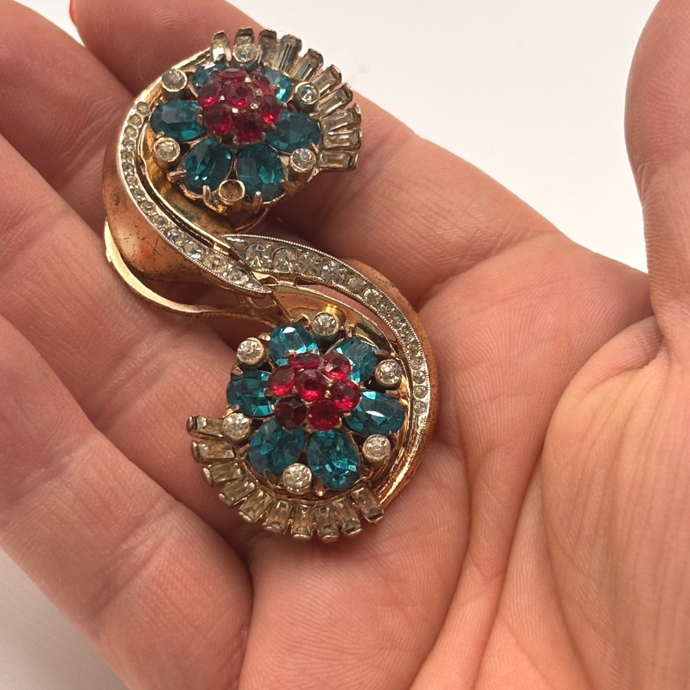 Vintage Coro Duette Sterling Red Teal Rhinestone Fur Clip Brooch 1940s 1 STONE M
